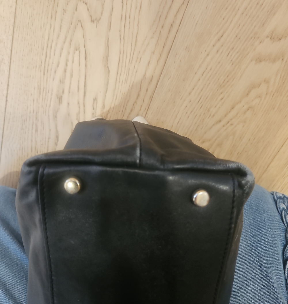 Kate spade New York Hancock Park Maryanne Black and Cream Bow-Trim Leather Tote - Picture 8 of 13